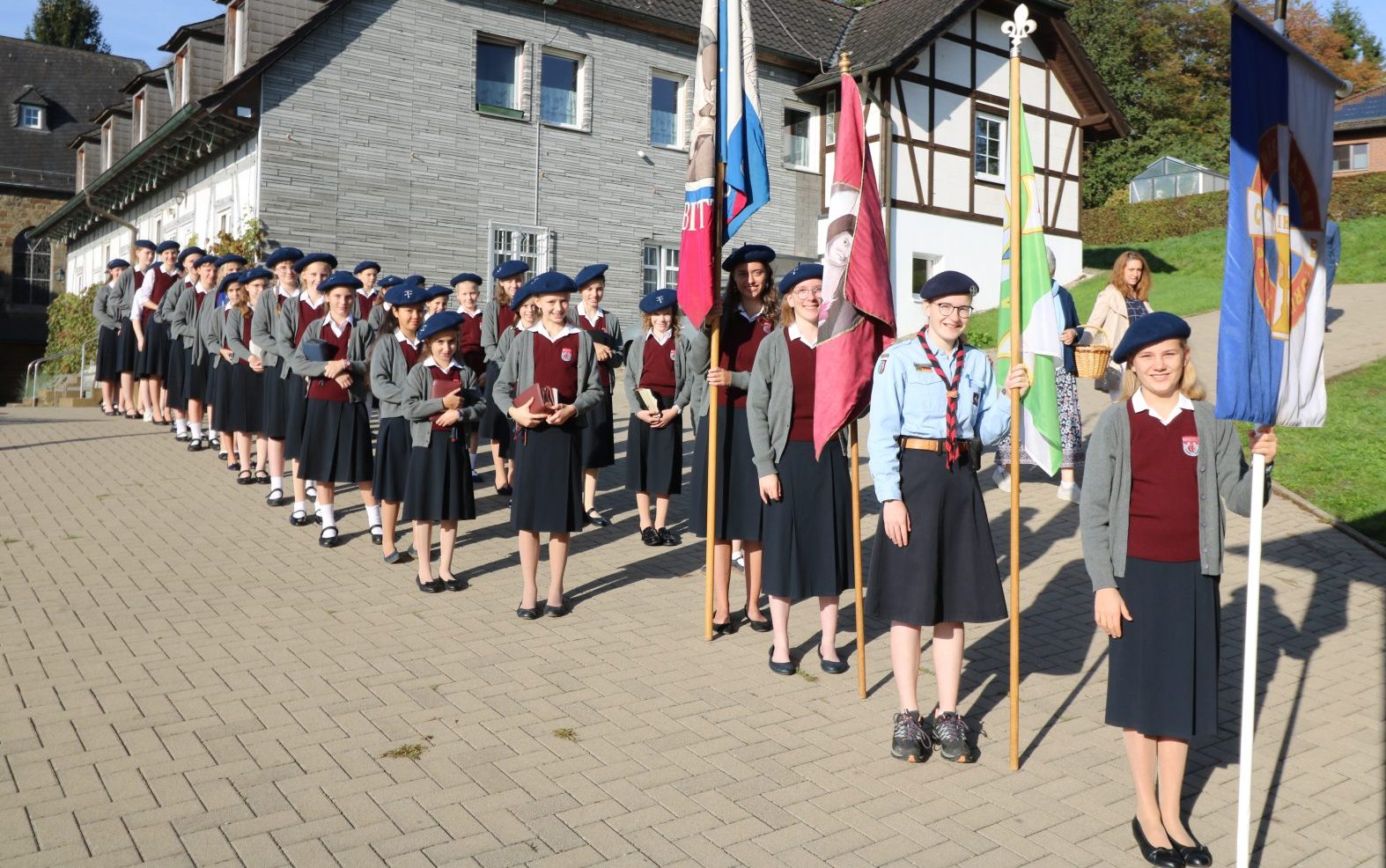 Aufstellung Kirche